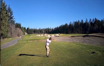 Video thumbnail: Amateur golfer using ZeroGravETee tee